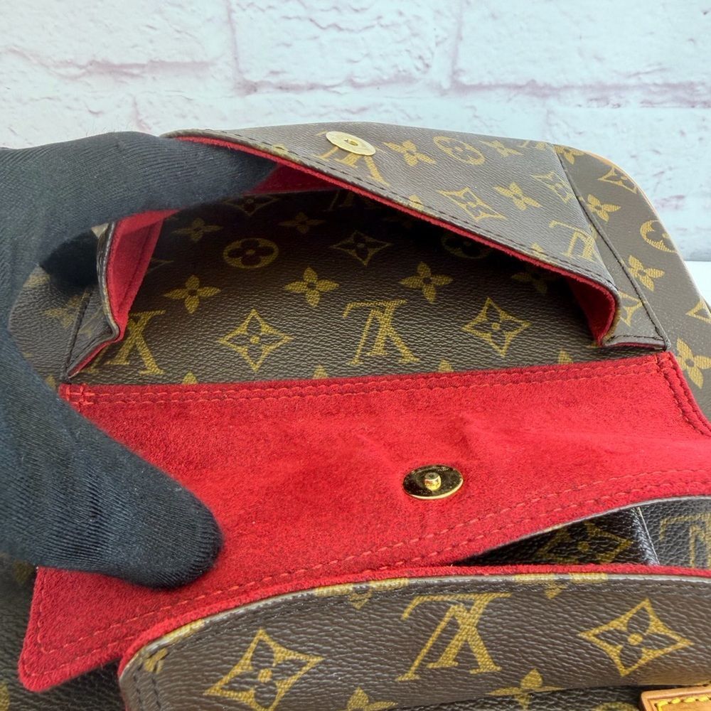 Louis Vuitton Monogram Excentri-Cite Handbag - Picture 9 of 15